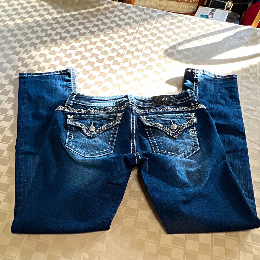 Miss Me Jeans Womens mid rise straight 31 x 32.5 Medium Wash Bling jewels